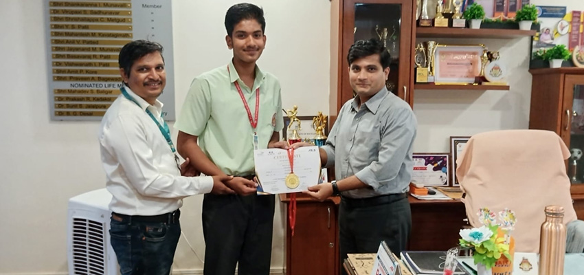 Our students have participated in MUN and won prizes